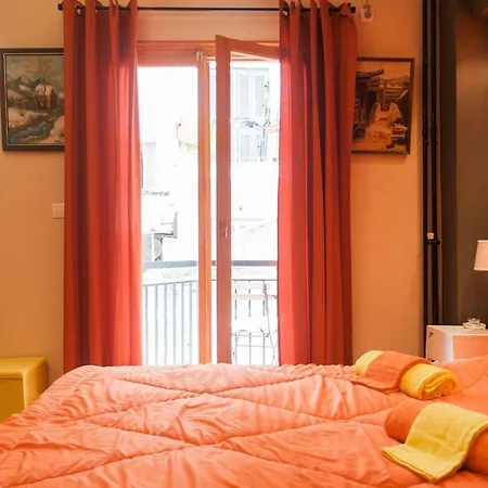 Charming 1 Double Bed * Athens