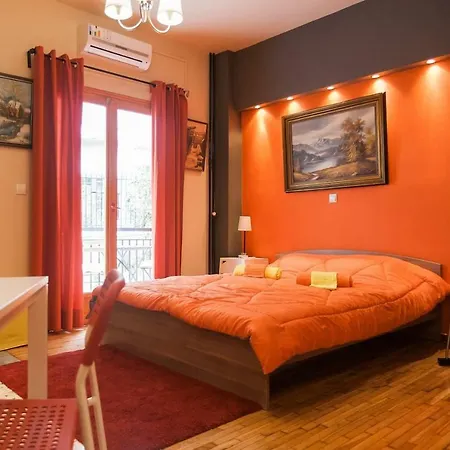 Charming 1 Double Bed